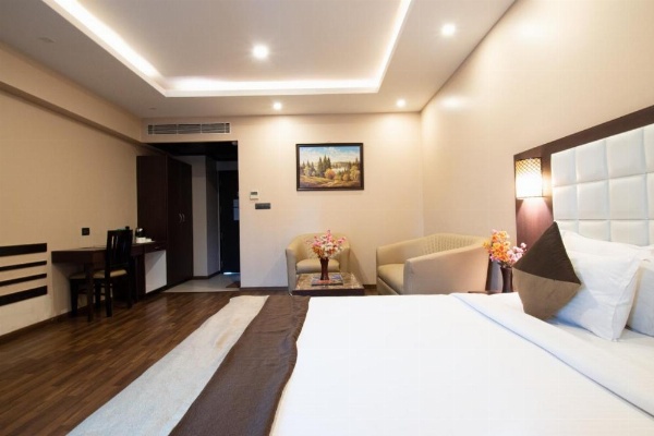 Akshaya Aura image 49