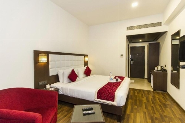 Akshaya Aura image 9